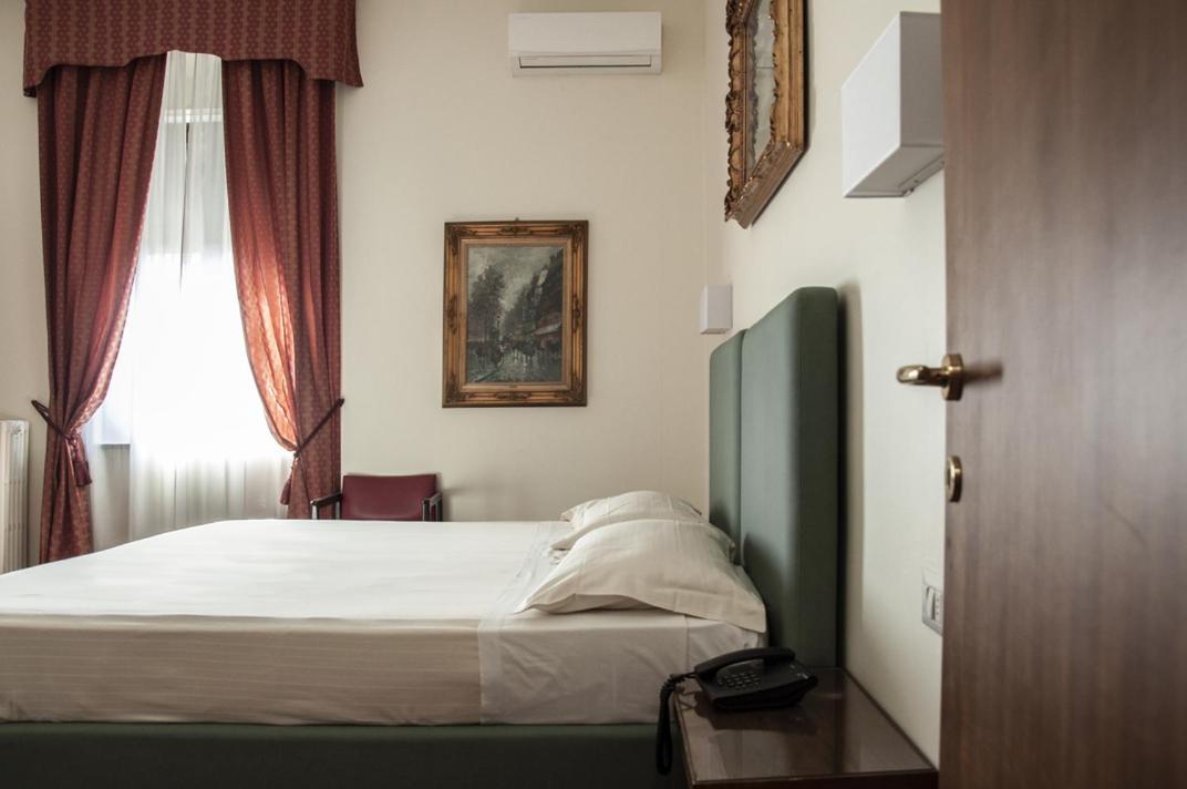 Hotel San Guido Milan Exterior photo