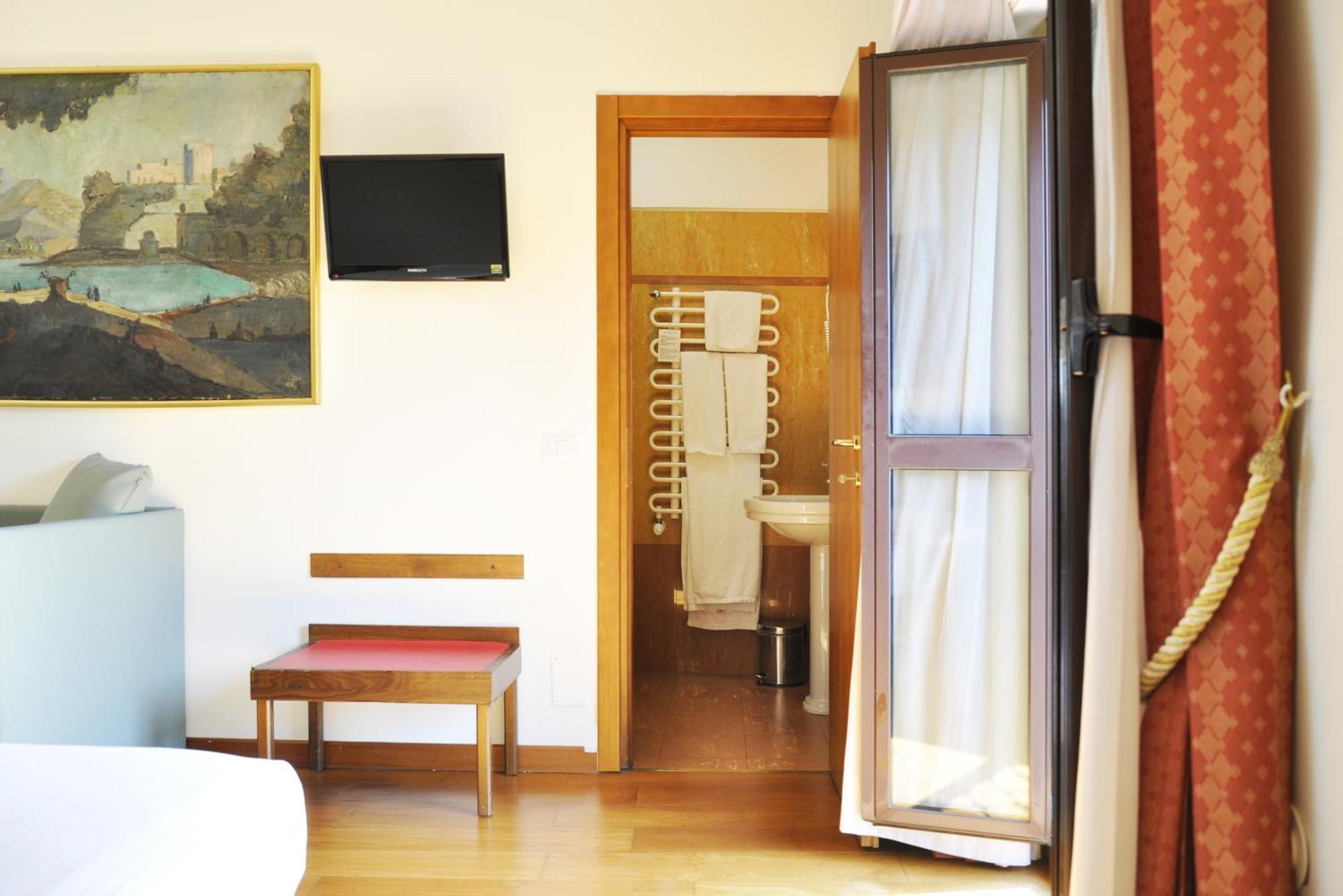 Hotel San Guido Milan Exterior photo