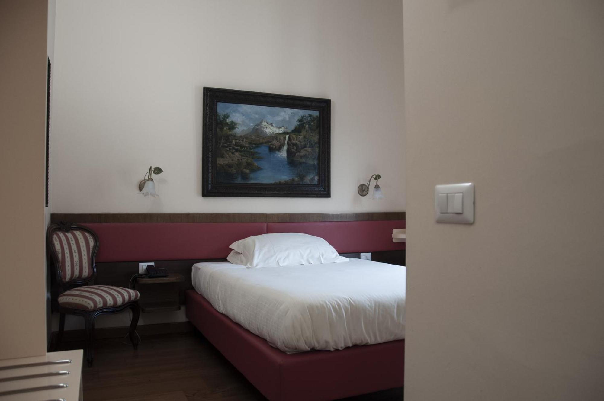 Hotel San Guido Milan Room photo